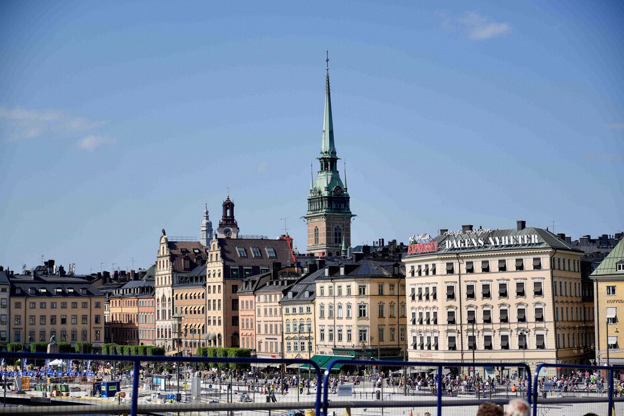Blick über Stockholm: Gamla Stan und die Inseln im Wasser