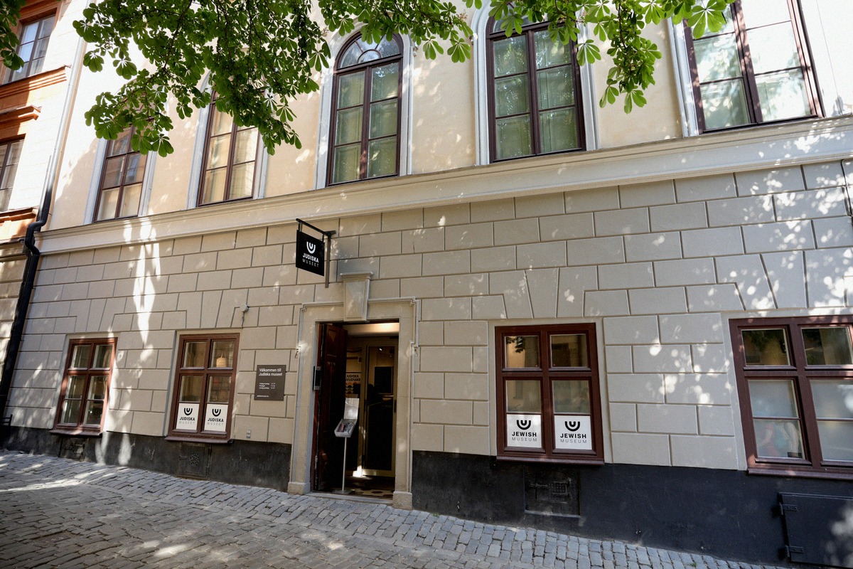 The entrance of the Judiska museet in Gamla Stan
